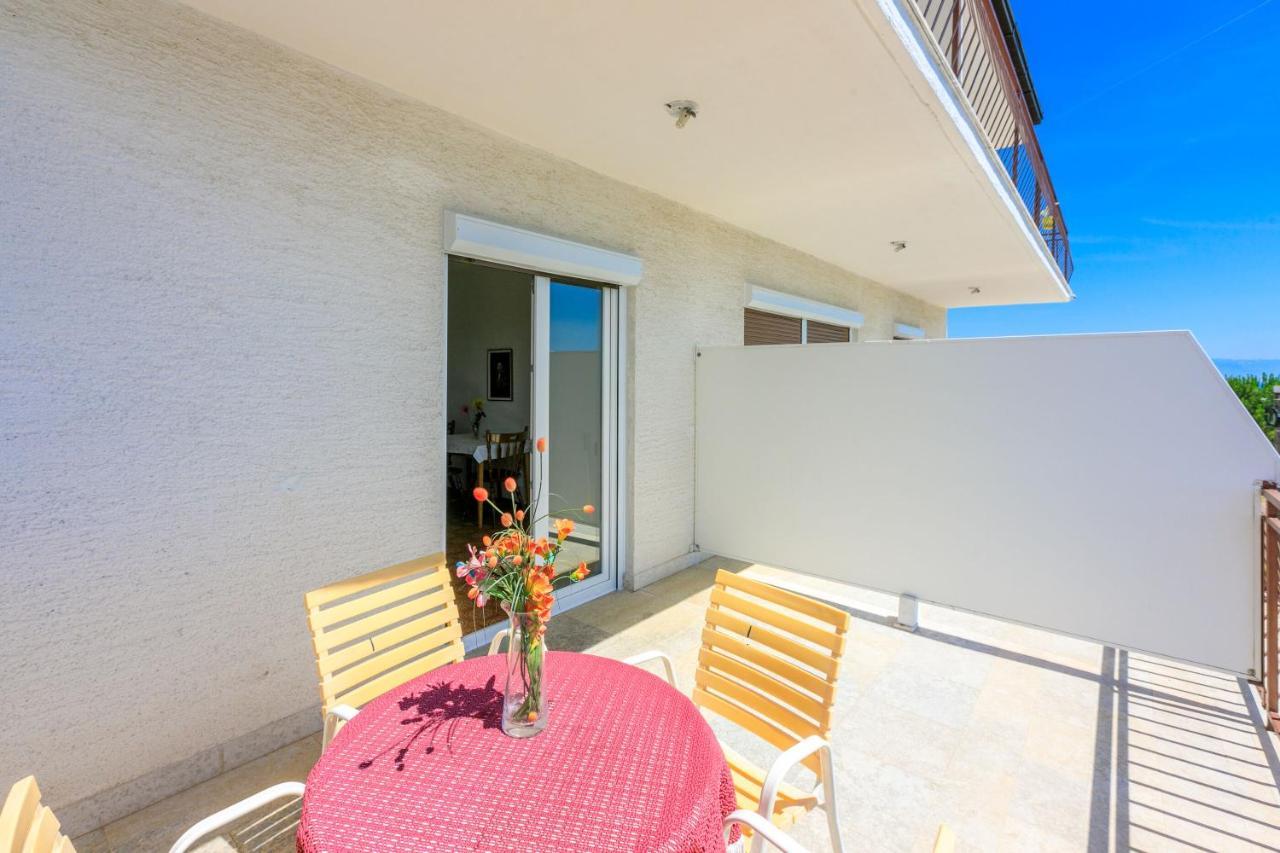 Apartments Rozaria Dramalj Ngoại thất bức ảnh