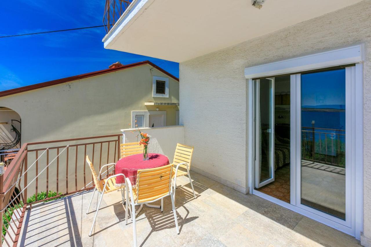 Apartments Rozaria Dramalj Ngoại thất bức ảnh